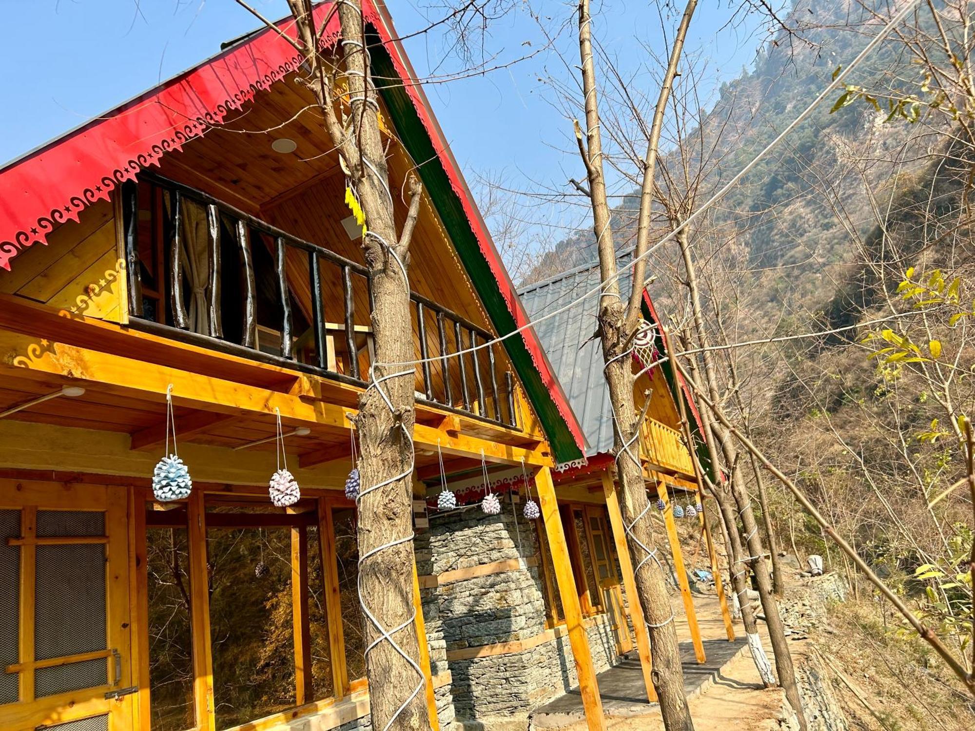 Sainj Riverside Cottages Exterior photo