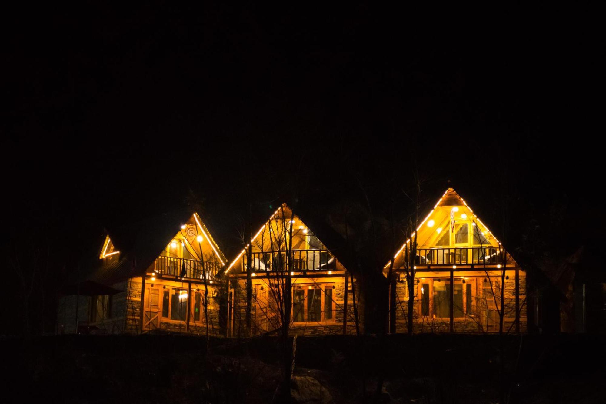 Sainj Riverside Cottages Exterior photo